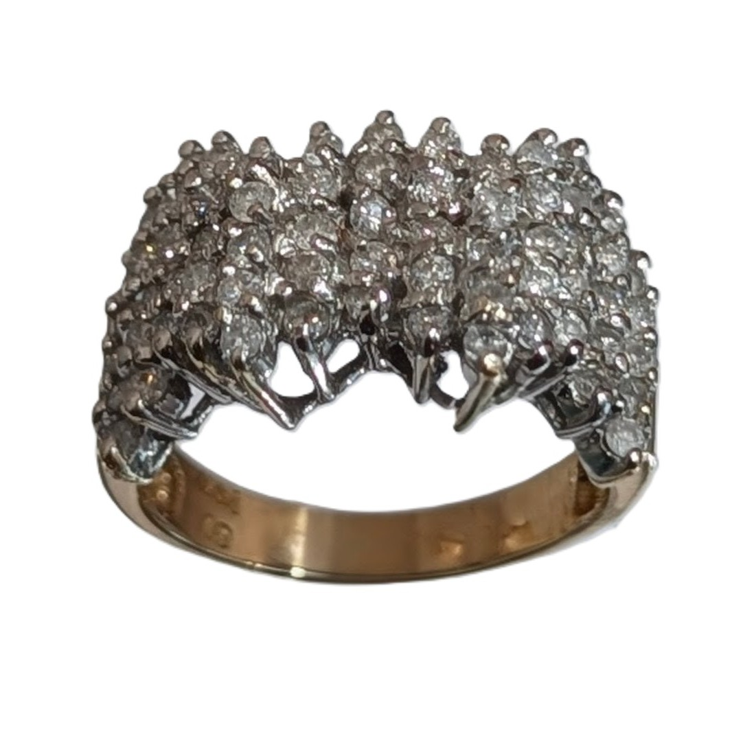 The Diamond Cascade Ring