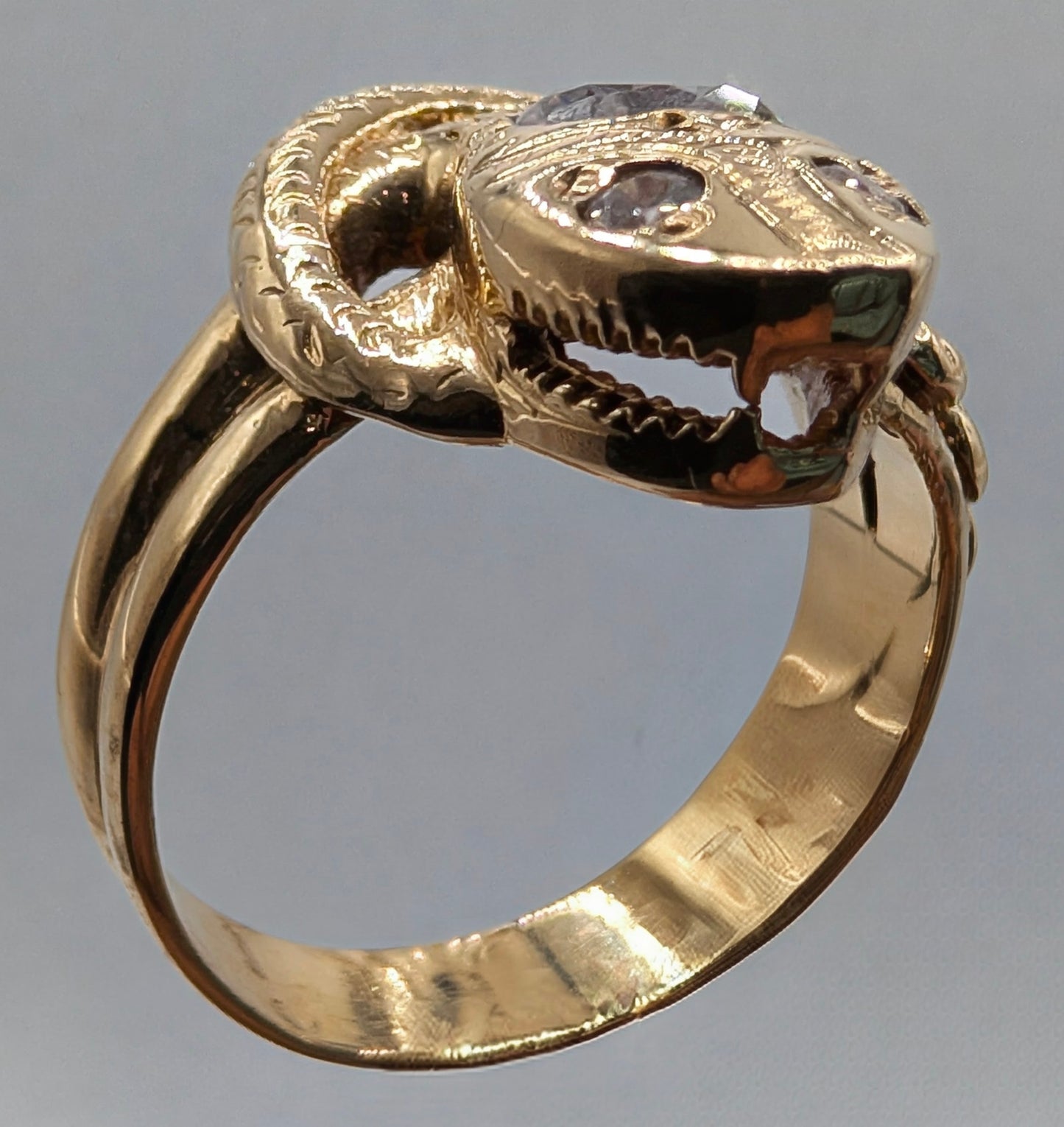 18K Yellow Gold Serpent Head Ring