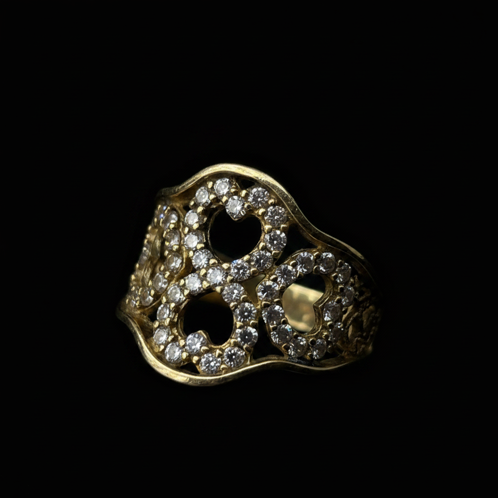 14K CZ Hearts Ring – Dark Background
