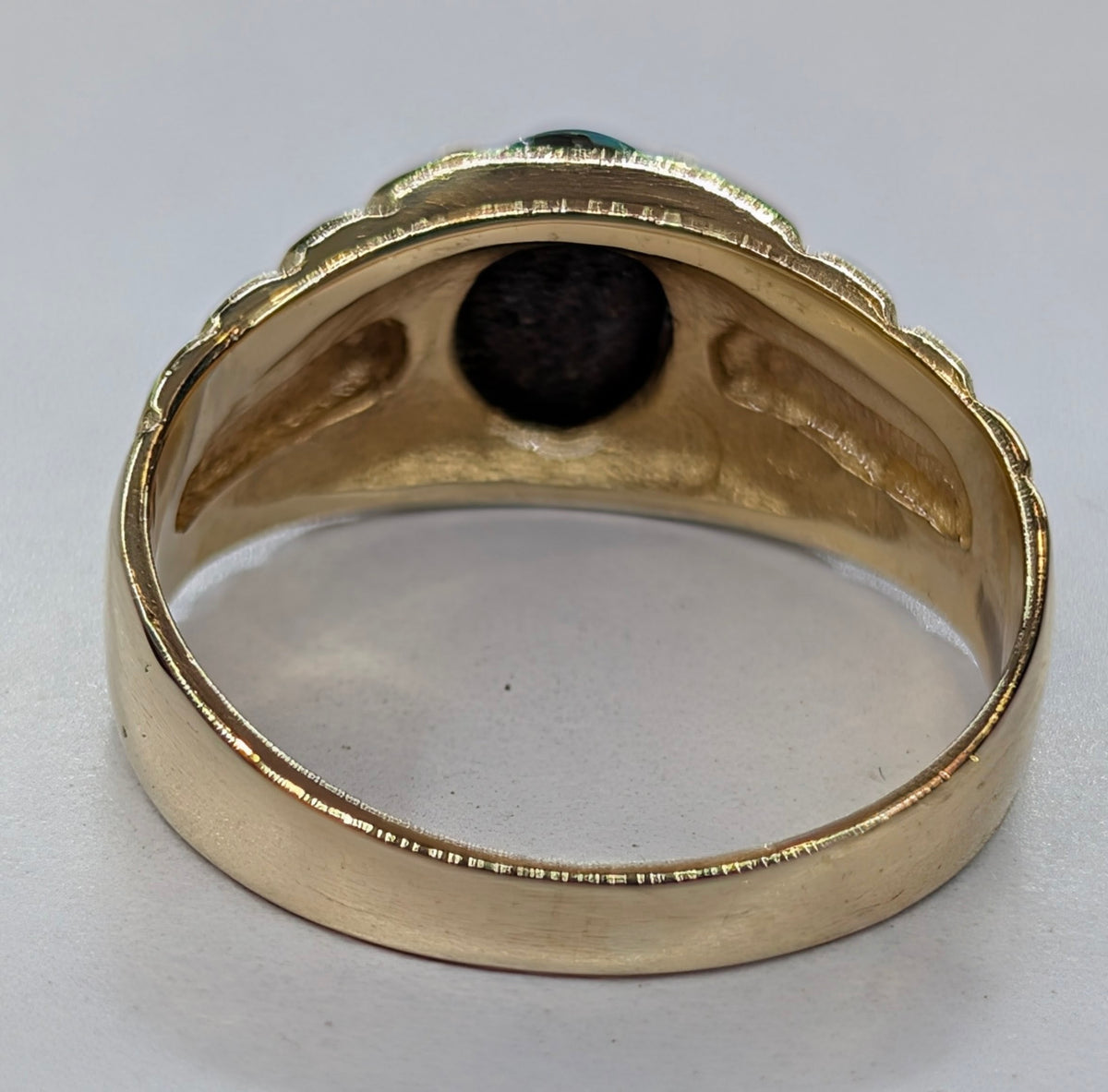 Vintage 14K Yellow Gold Black Opal Signet Ring | Size 7