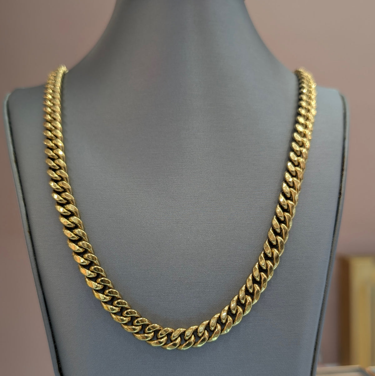 14K Yellow Gold 8.6mm Cuban Link Chain Necklace 22" | 47.6g