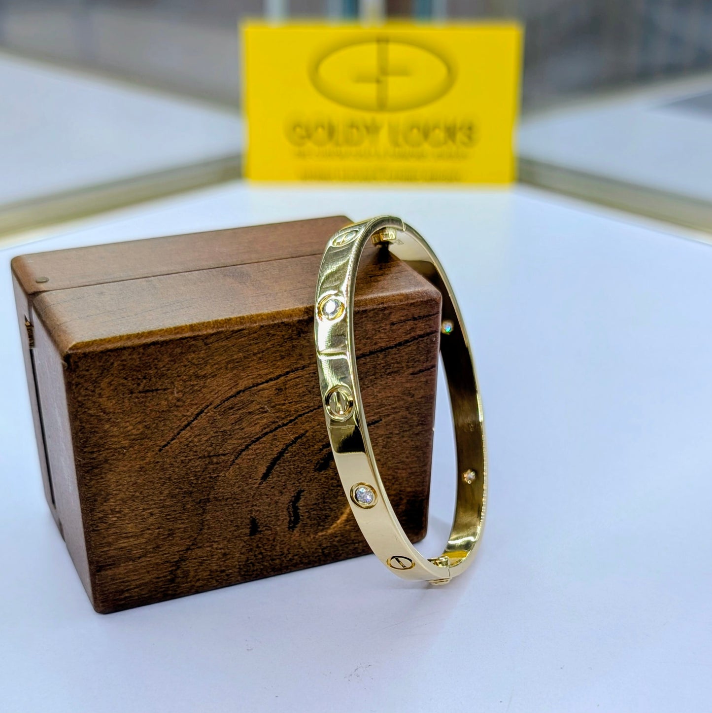 18K Yellow Gold LOVE Bracelet with 4 Diamonds | 30g