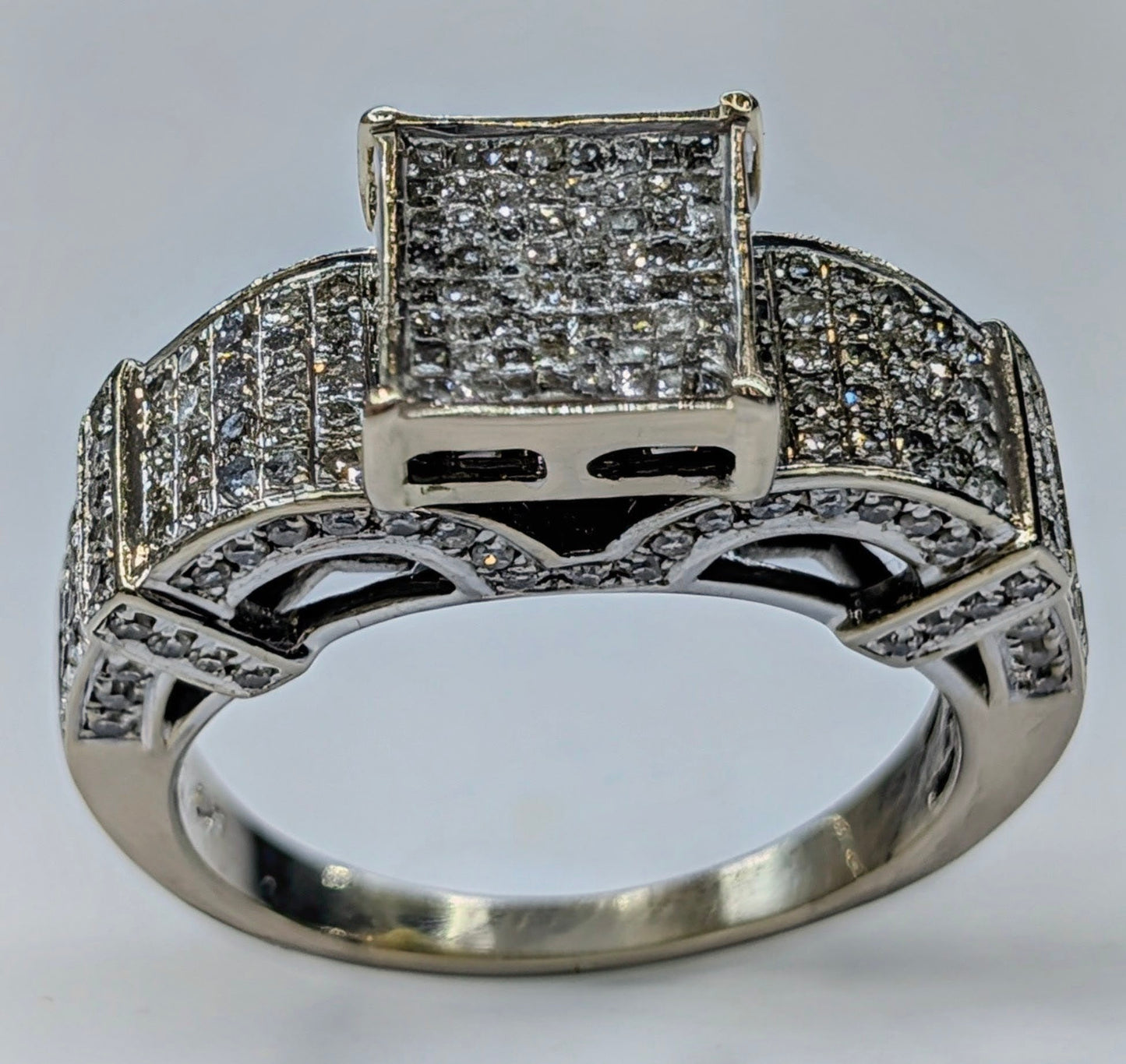 10K White Gold Pavé Diamond Ring — 6.1g | Size 7.5