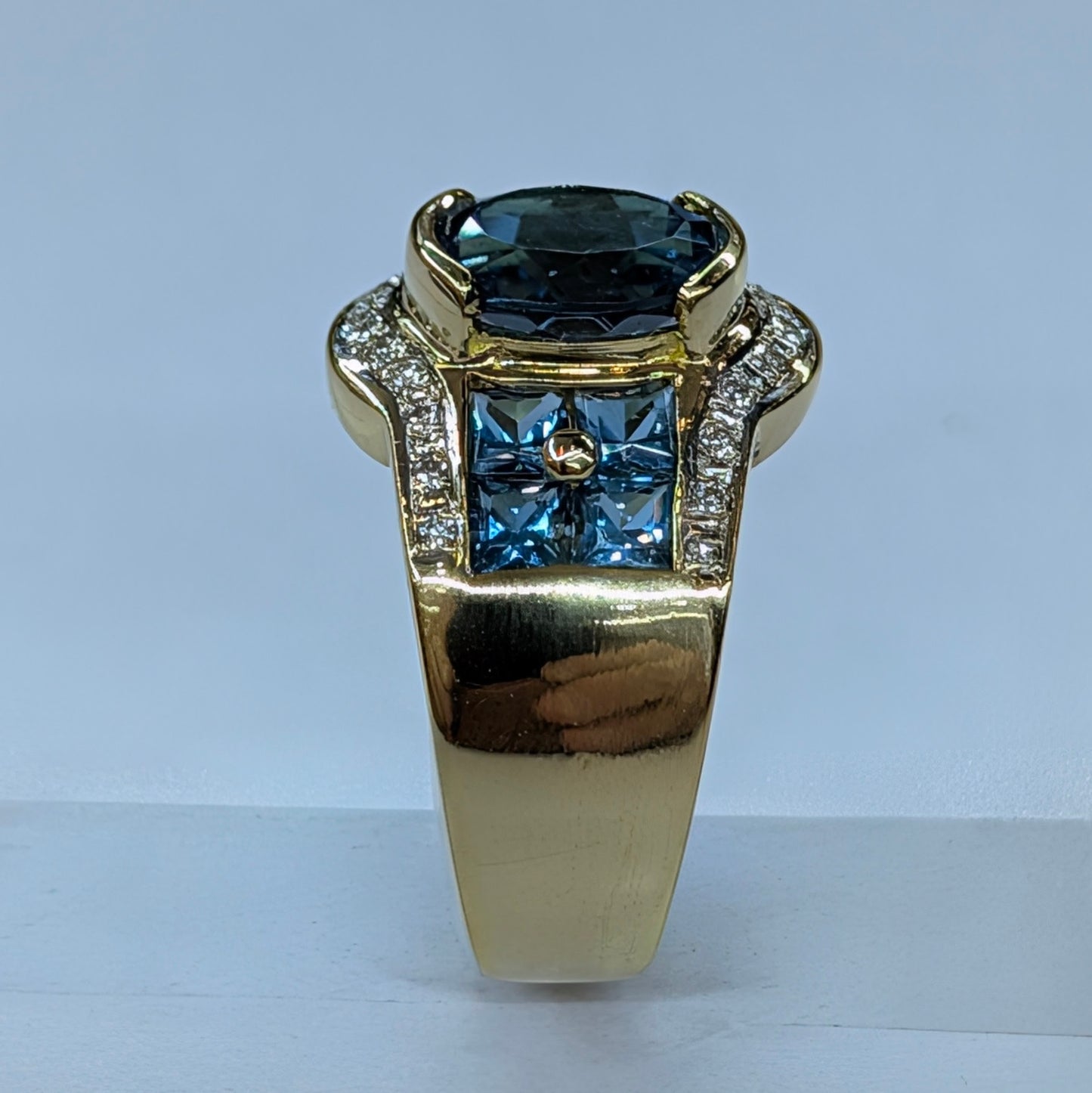 18K Yellow Gold Diamond & London Blue Topaz Ring | Size 7.5