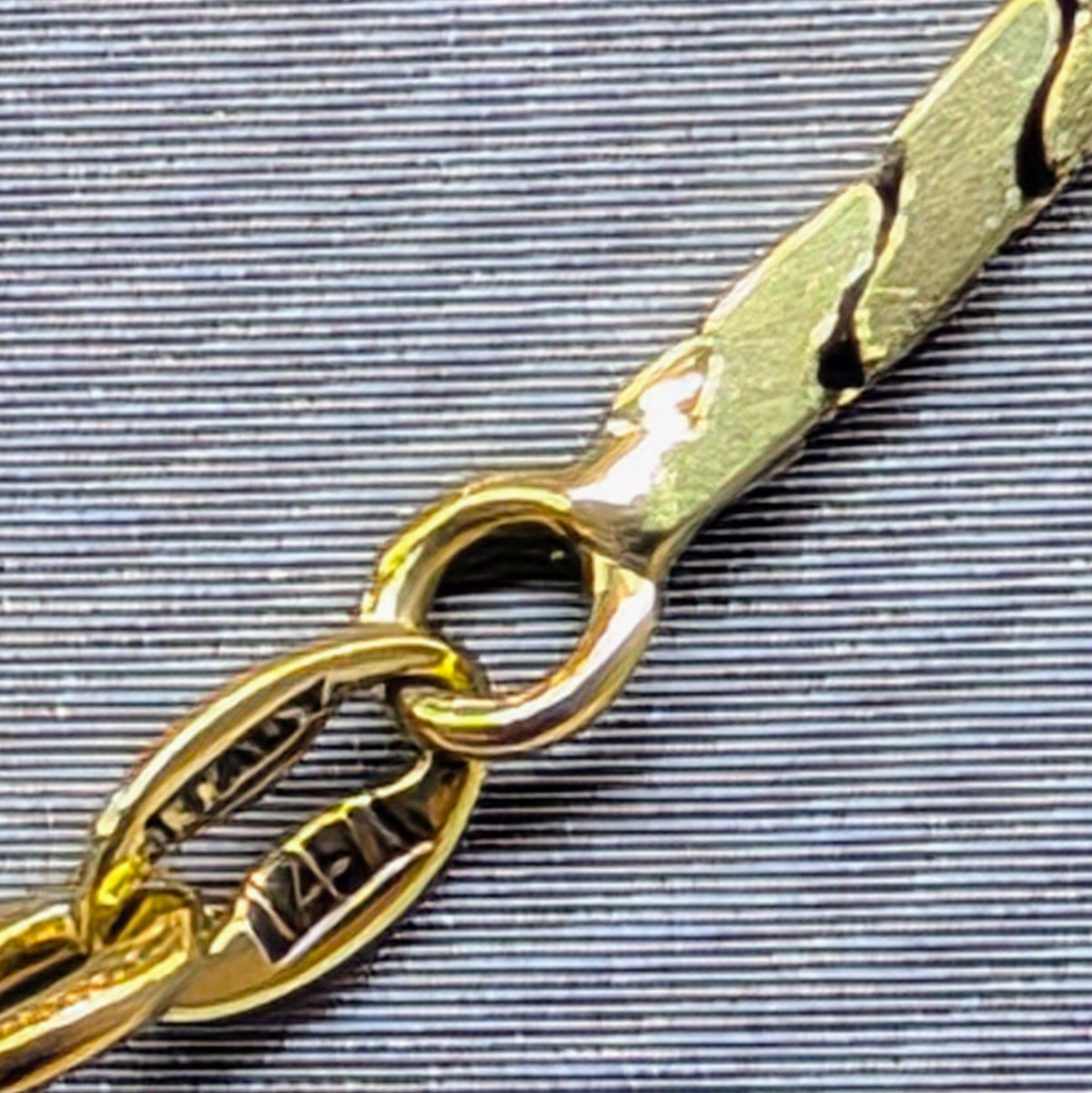 14K Gold Flat Serpentine Chain Necklace – 20 Inch, 1.7mm