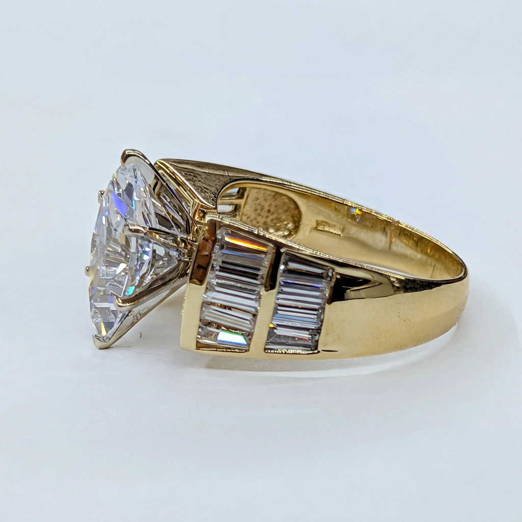Angled side view showing the baguette fans and band profile