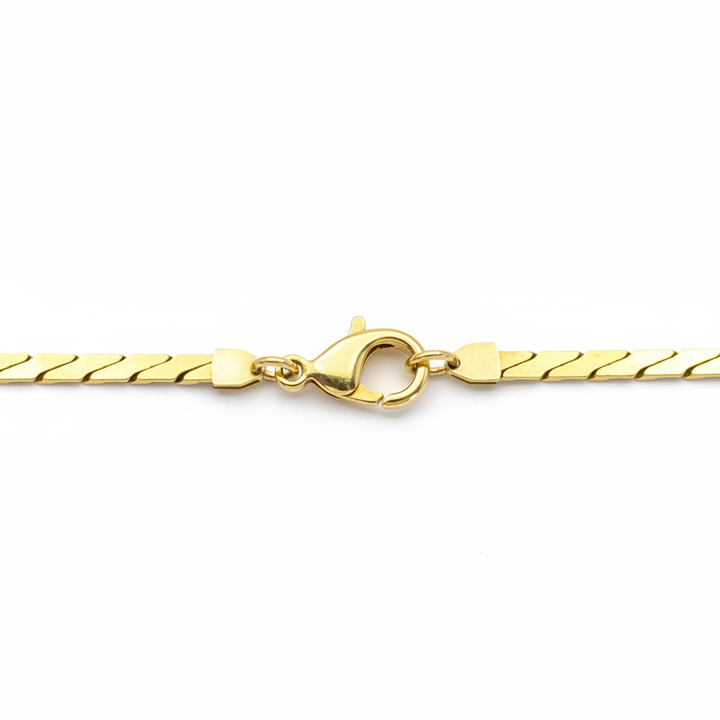 Clasp detail shot