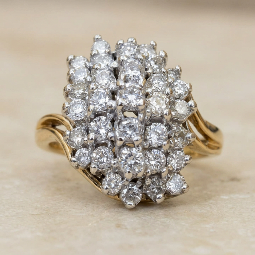 G206 natural diamond cluster and yellow gold shoulders close-up