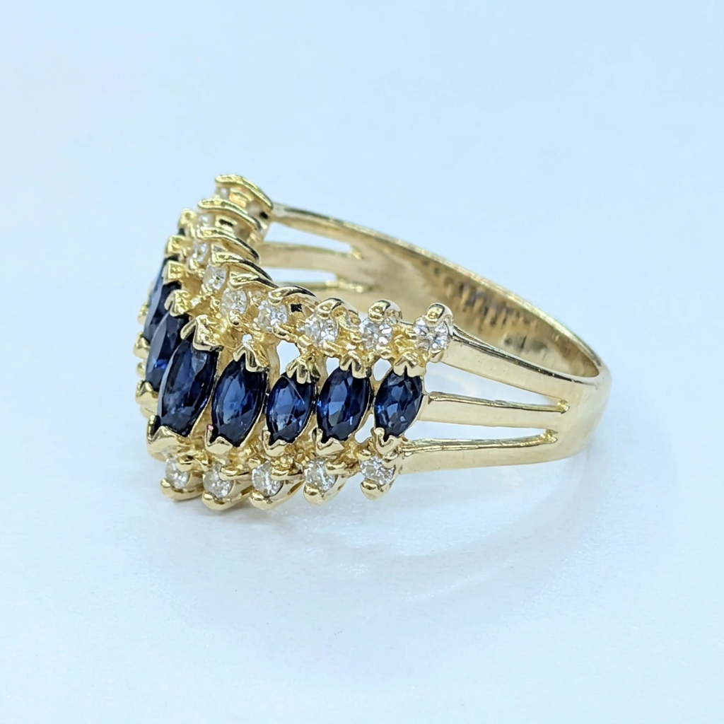G389 sapphire and diamond ring showing open split shoulders and side profile
